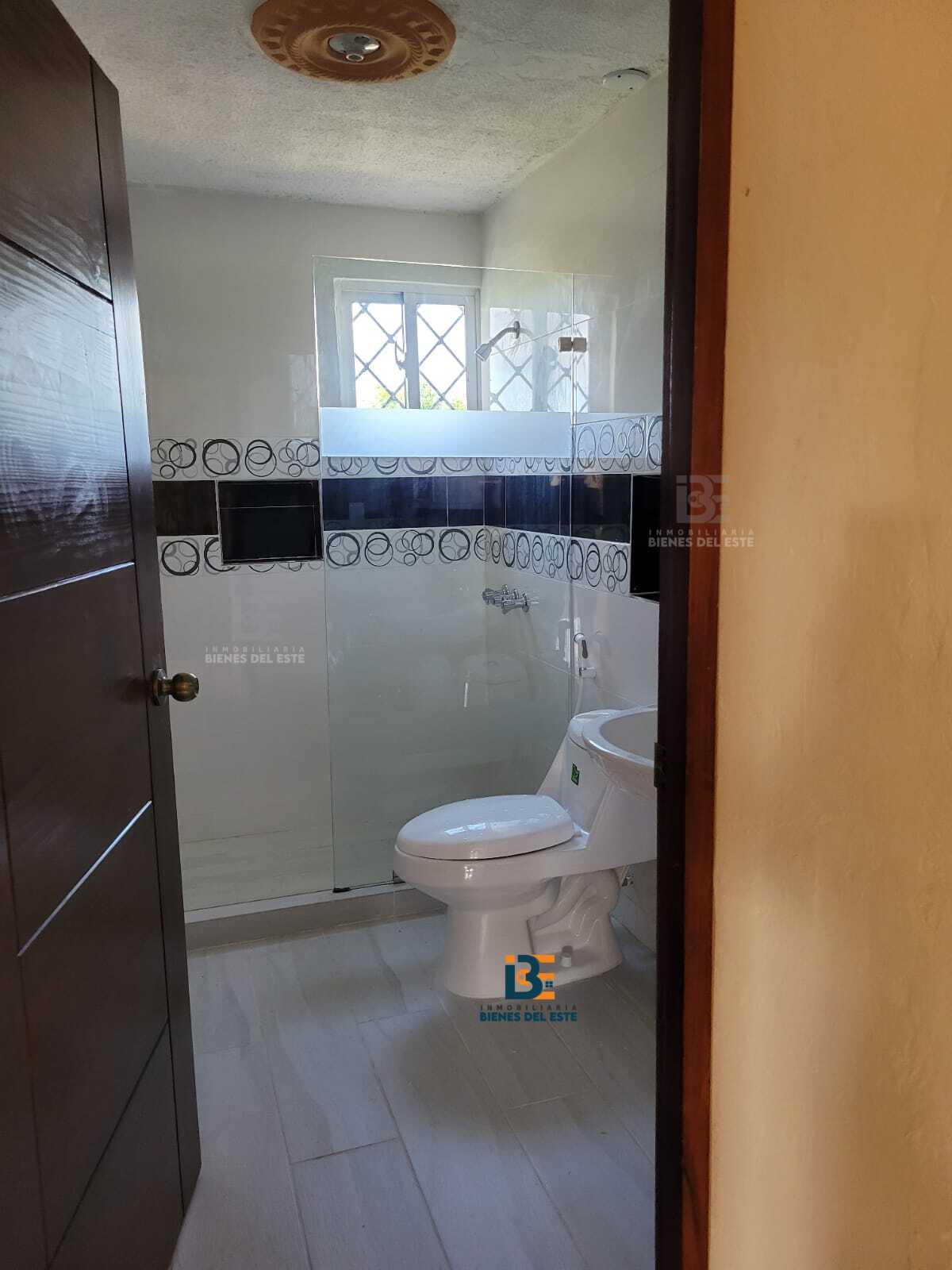 casas - SE Renta Casa Ubicado en El Residencial Naime, SPM 6