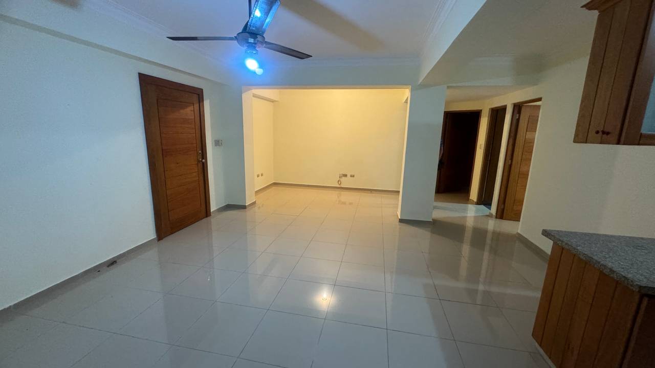 apartamentos - Apartamento 89.2m2, primer piso, sala-comedor, 2 h