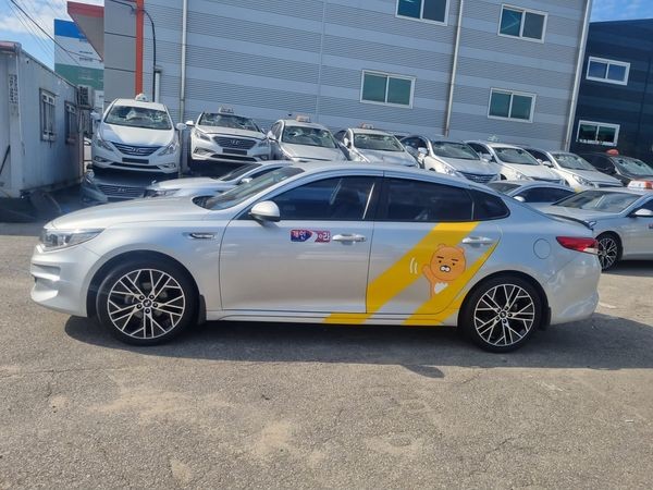carros - K5 2017 GRISDESDE: RD$ 680,000-Automático 1