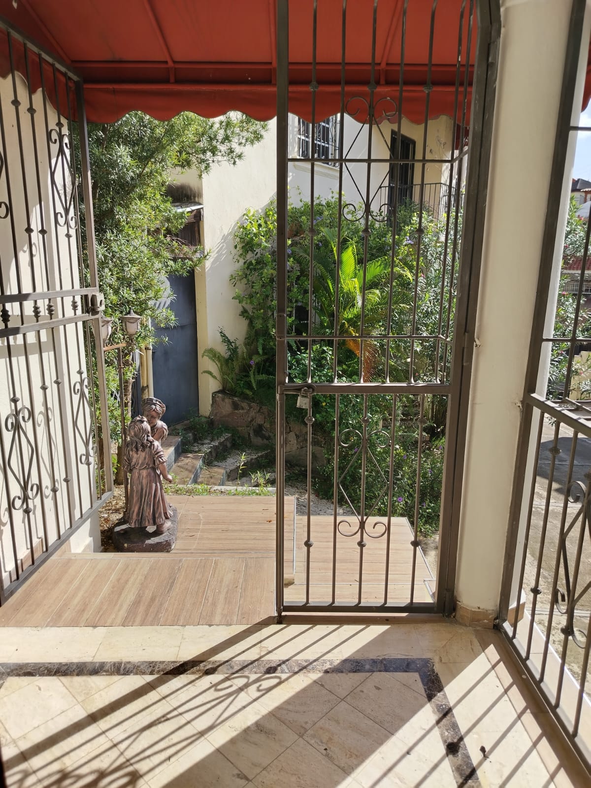 apartamentos - Hermosa Casa Amueblada En Venta, Arroyo Hondo III 1