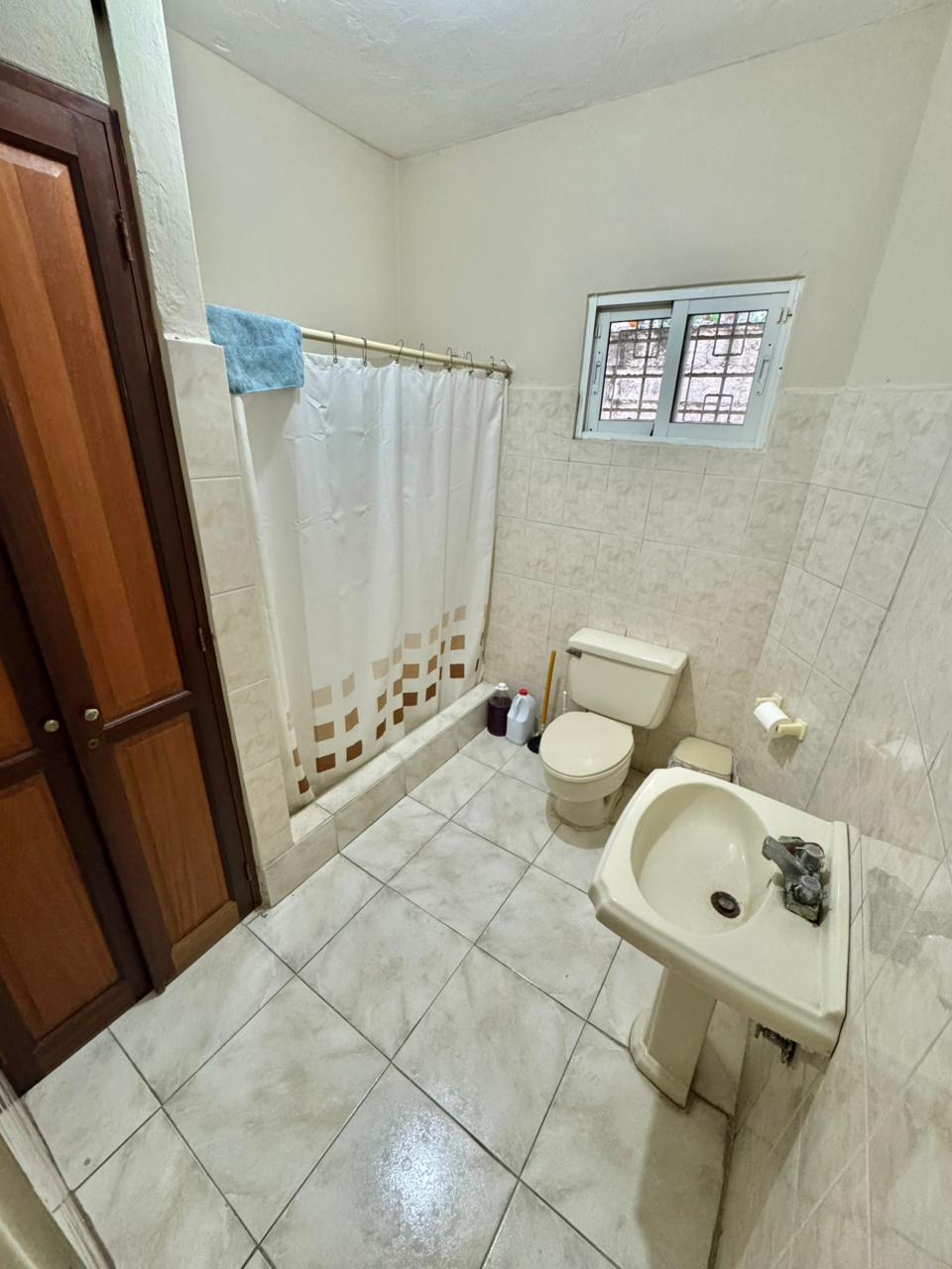 oficinas y locales comerciales - Local Comercial en Venta ZONA UNIVERSITARIA  5