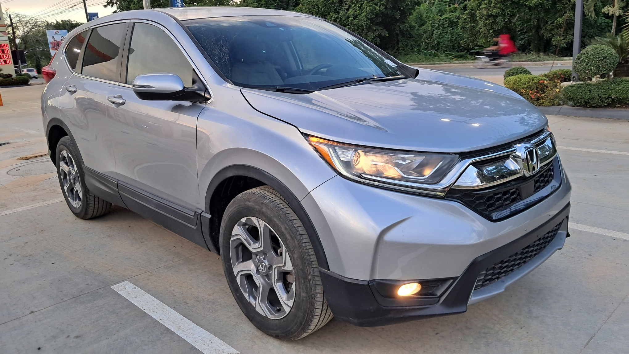 jeepetas y camionetas - Honda crv full 1.5 turbó 2018 Americano 
Llave inteligente, sonruff, 4x4, letder 1
