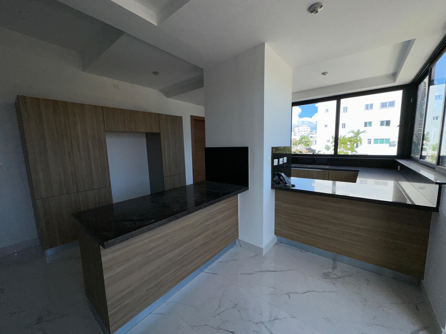 apartamentos - Apartamento en venta de tres habitaciones en Los Cacicazgos