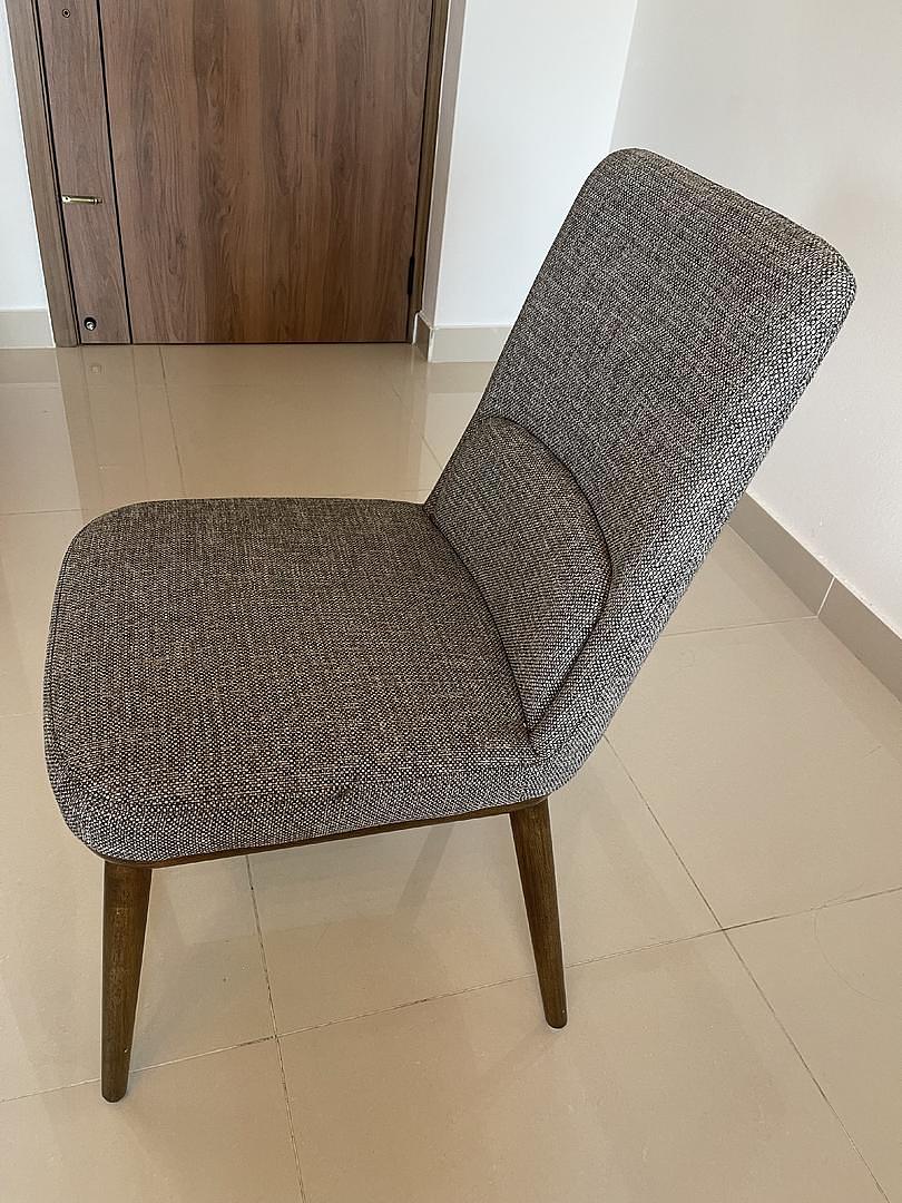 muebles y colchones - VENDO SILLAS DE COMEDOR.   4