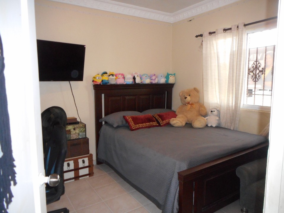 apartamentos - Vendo apartamento Villa Aura  RD$ 5,800.000 8