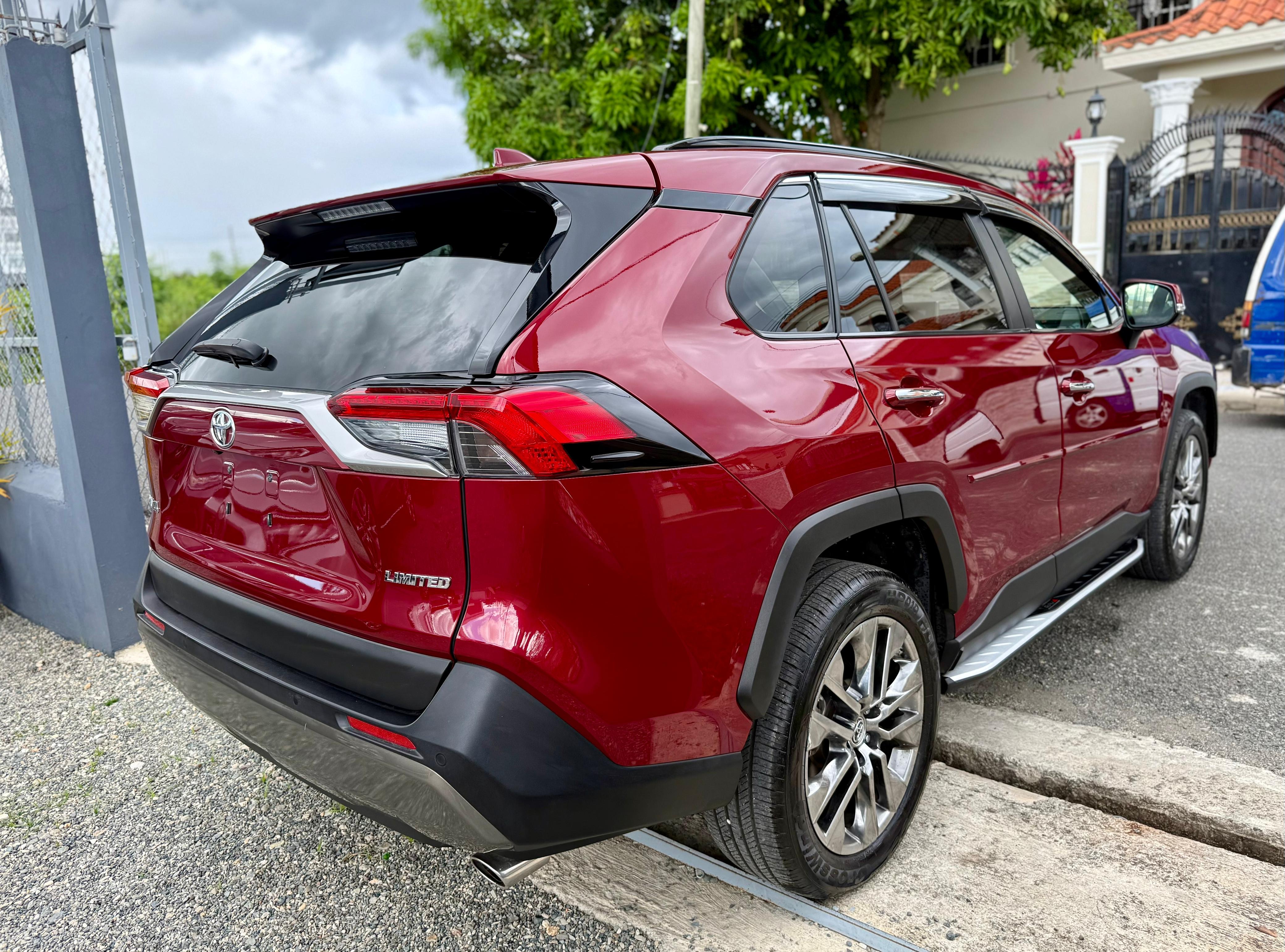 jeepetas y camionetas - Toyota RAV4 Limited 2019 8
