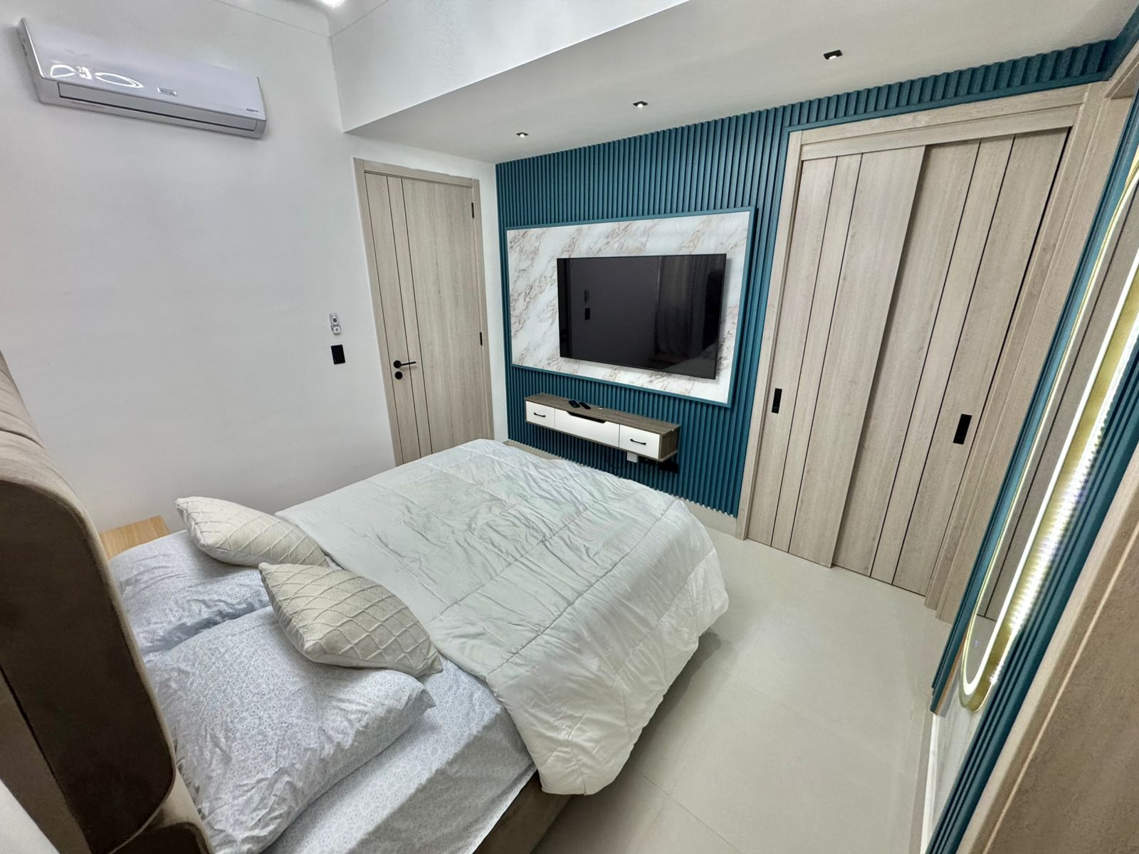 apartamentos - Apartamento en Alquiler Amueblado Evaristo Morales 5