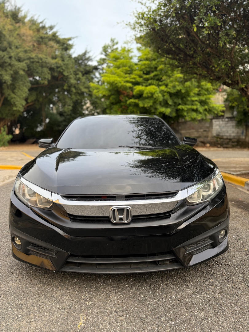 carros - Honda civic 2017 EX
Automático 
Gasolina 
Cristales eléctricos 
Financiamientos  0