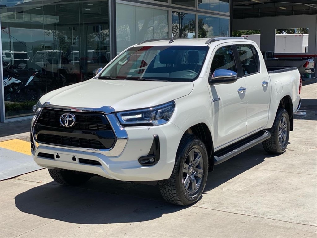 jeepetas y camionetas - Camionetas y CRV nuevas financiamientos sin credit 3