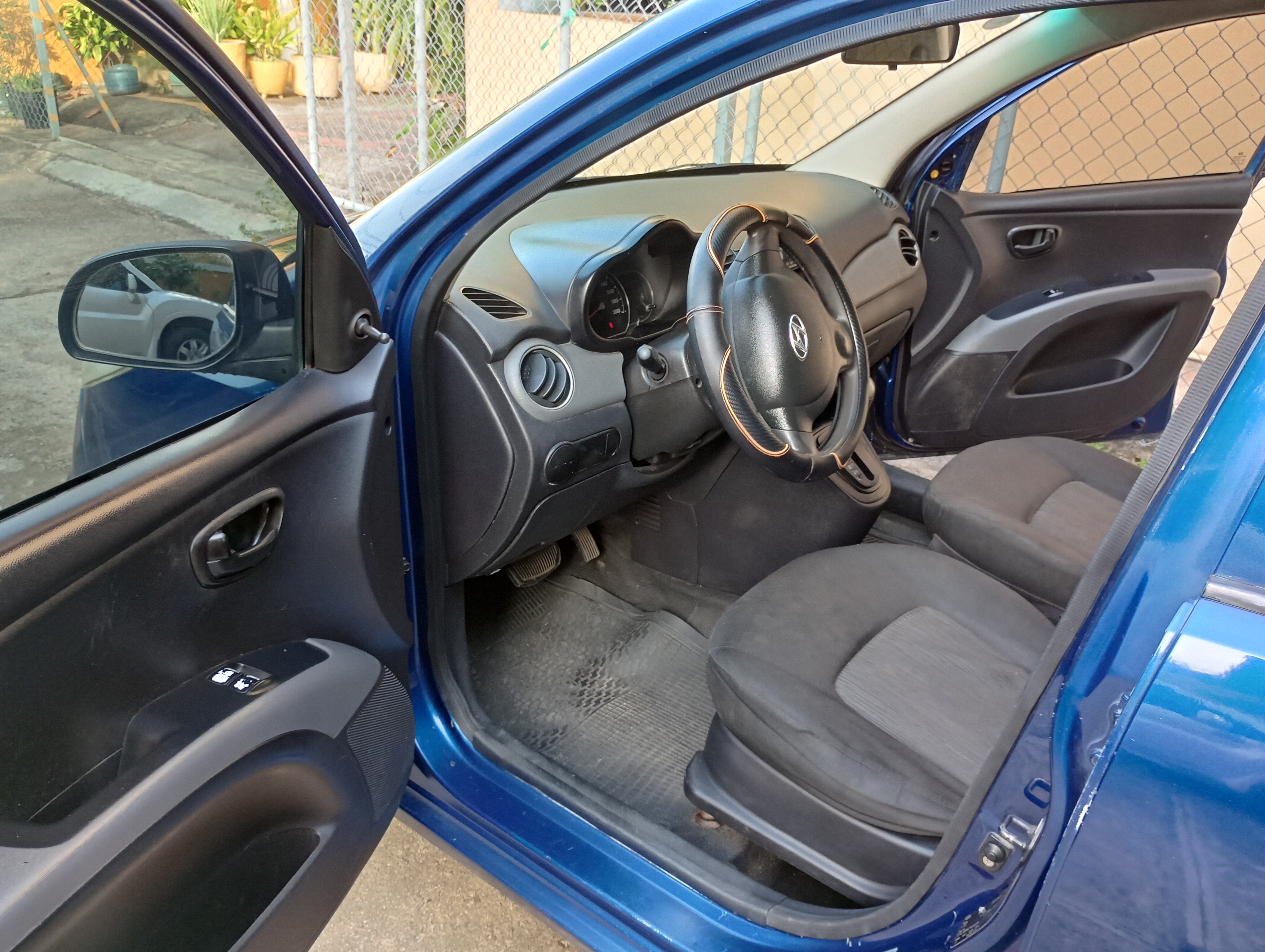 carros - Hyundai i10 2012 3