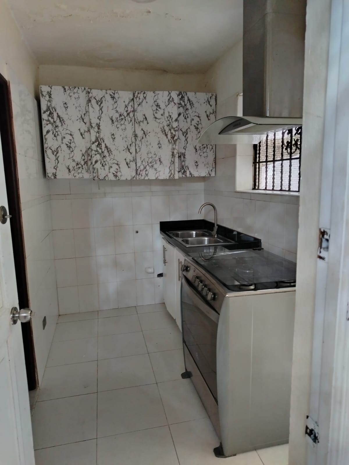 casas - Venta de Casa Amueblada en Arroyo Hondo II 5