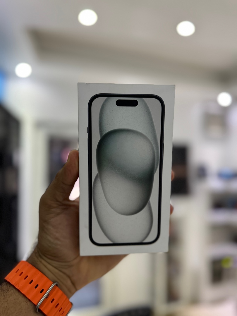 celulares y tabletas - iPhone 15 128GB E-SIM Nuevos Sellados, Desbloqueados, Garantia, RD$ 57,300 NEG 0