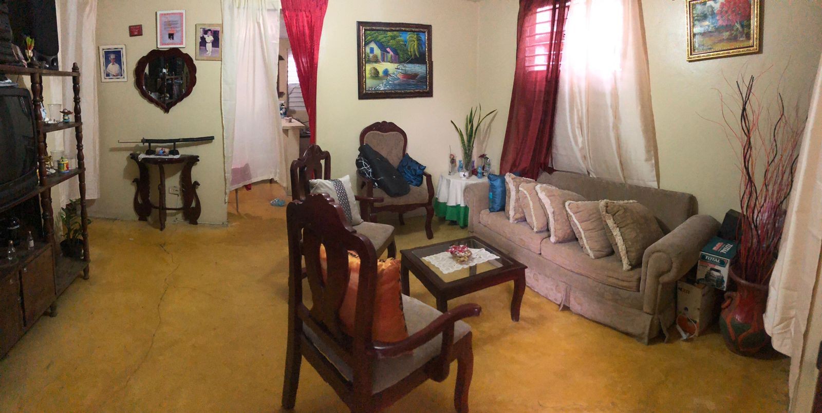 casas - Ensanche Quisqueya casa 3 habitaciones 2 baños 5 parqueos  8