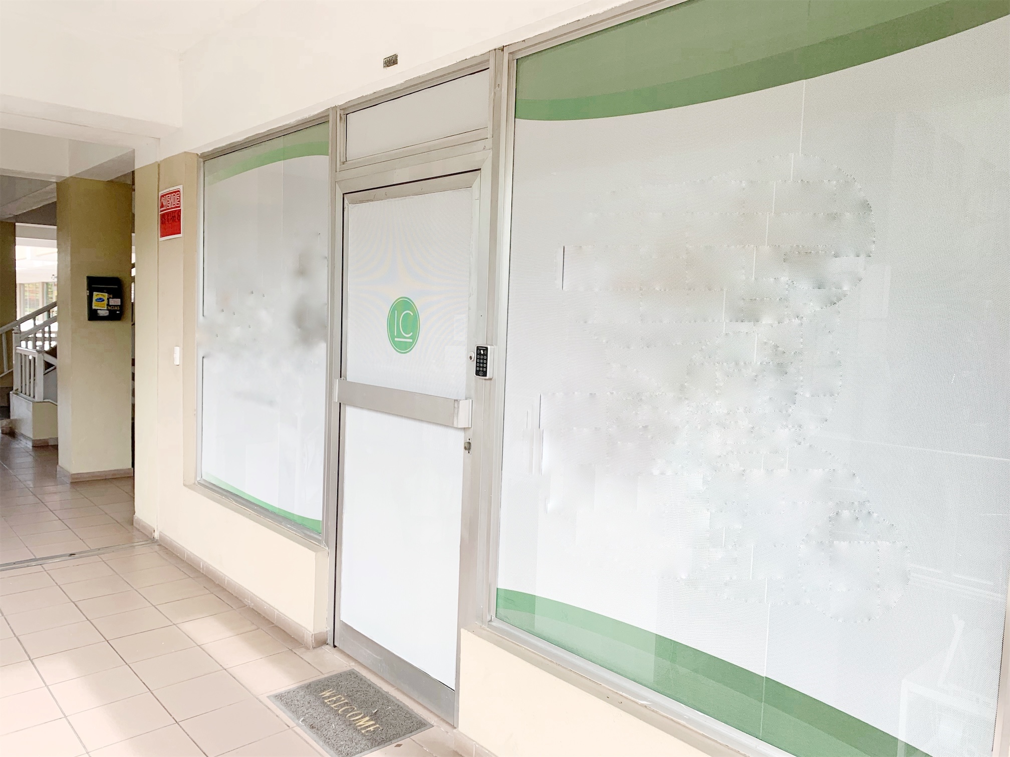 oficinas y locales comerciales - Local en venta millon 2