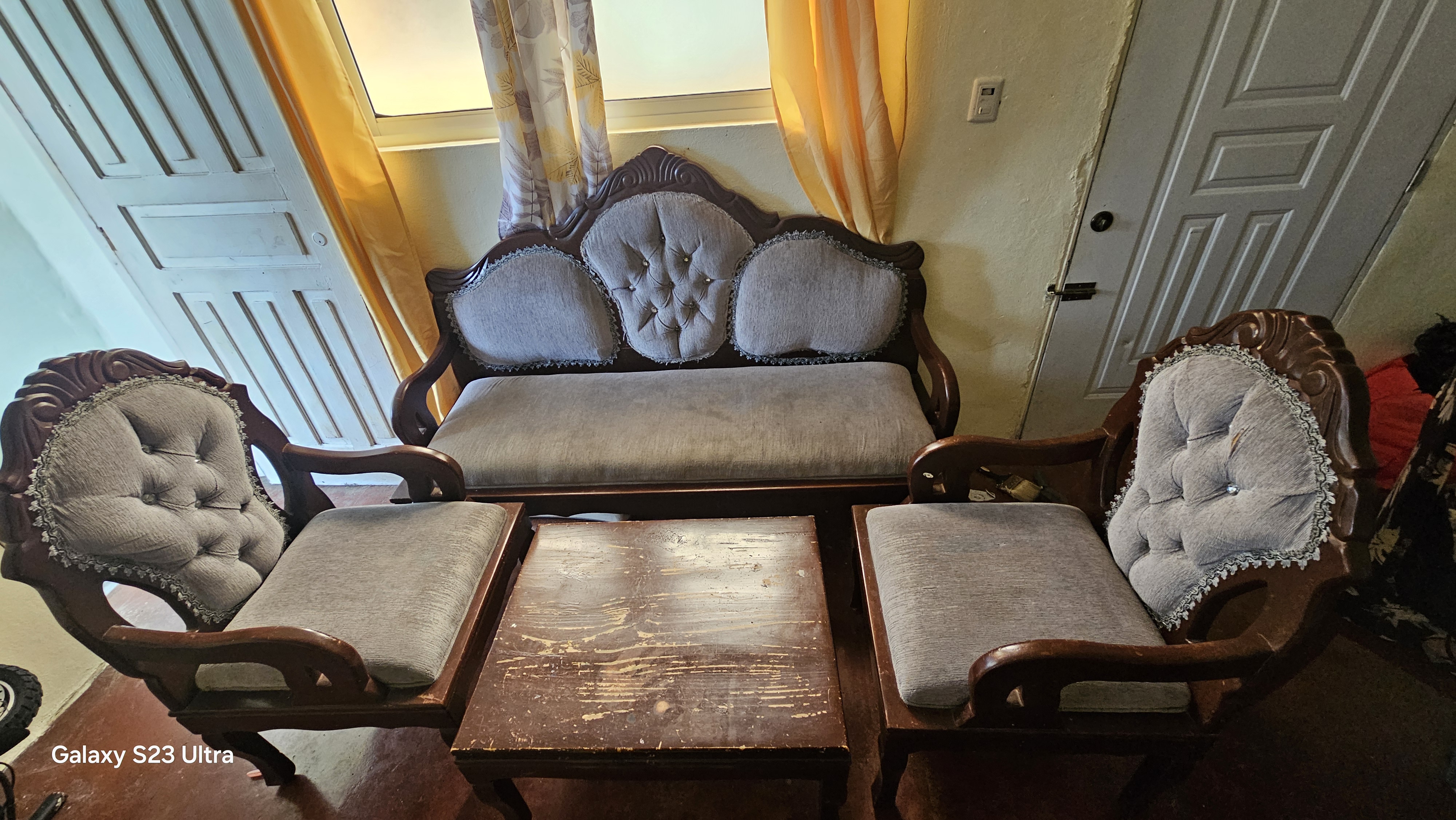 muebles y colchones - Juego de muebles tapizados usado en buen estado 8,000 Pesos de oportunidad 