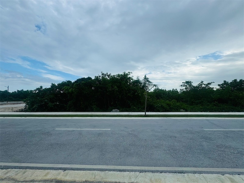 solares y terrenos - Vendo solar! En vista cana 
Precio US$175,000
763.12 metros 5