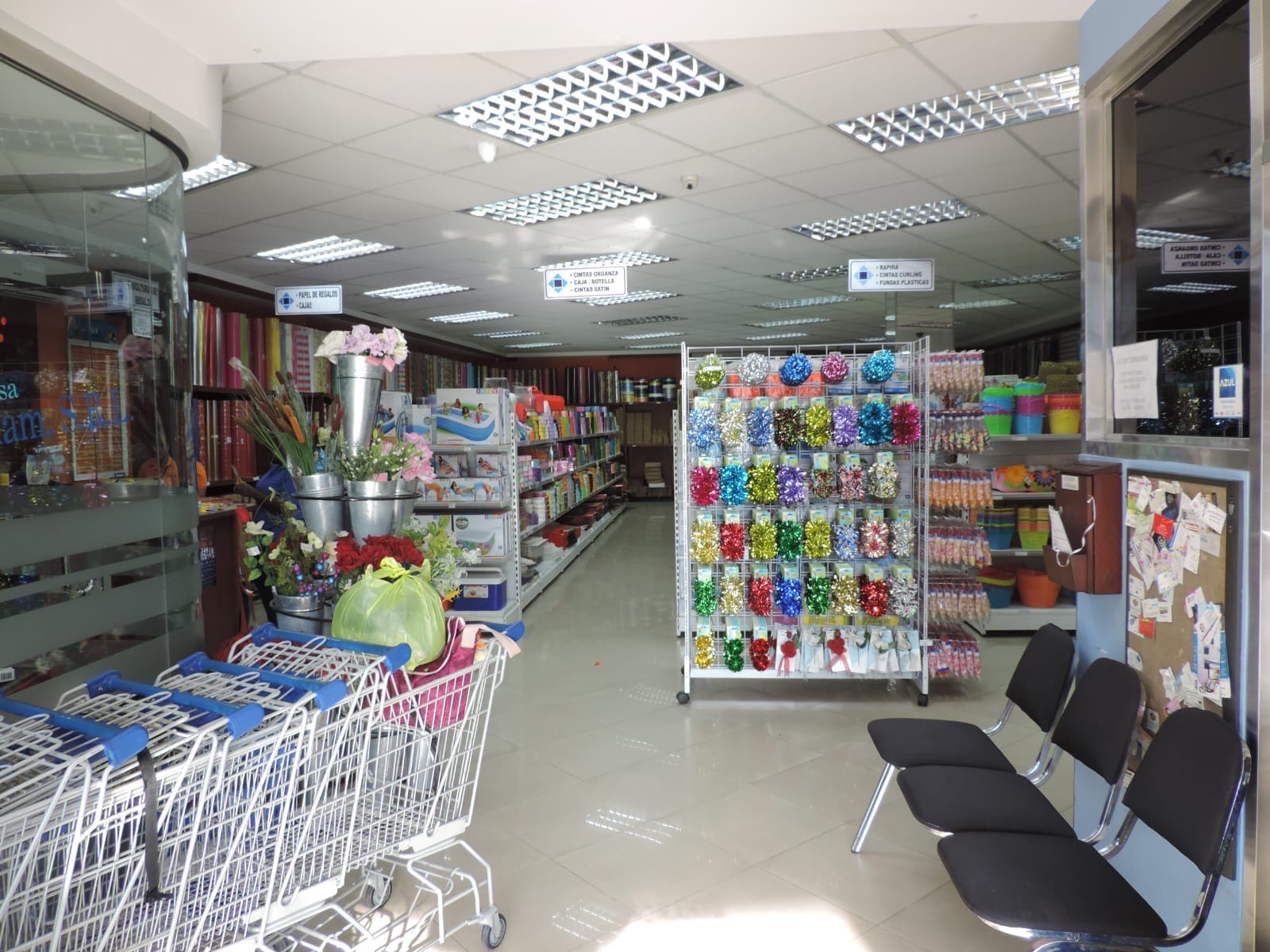 oficinas y locales comerciales - En venta edificio en la zona universitaria sto dgo 5