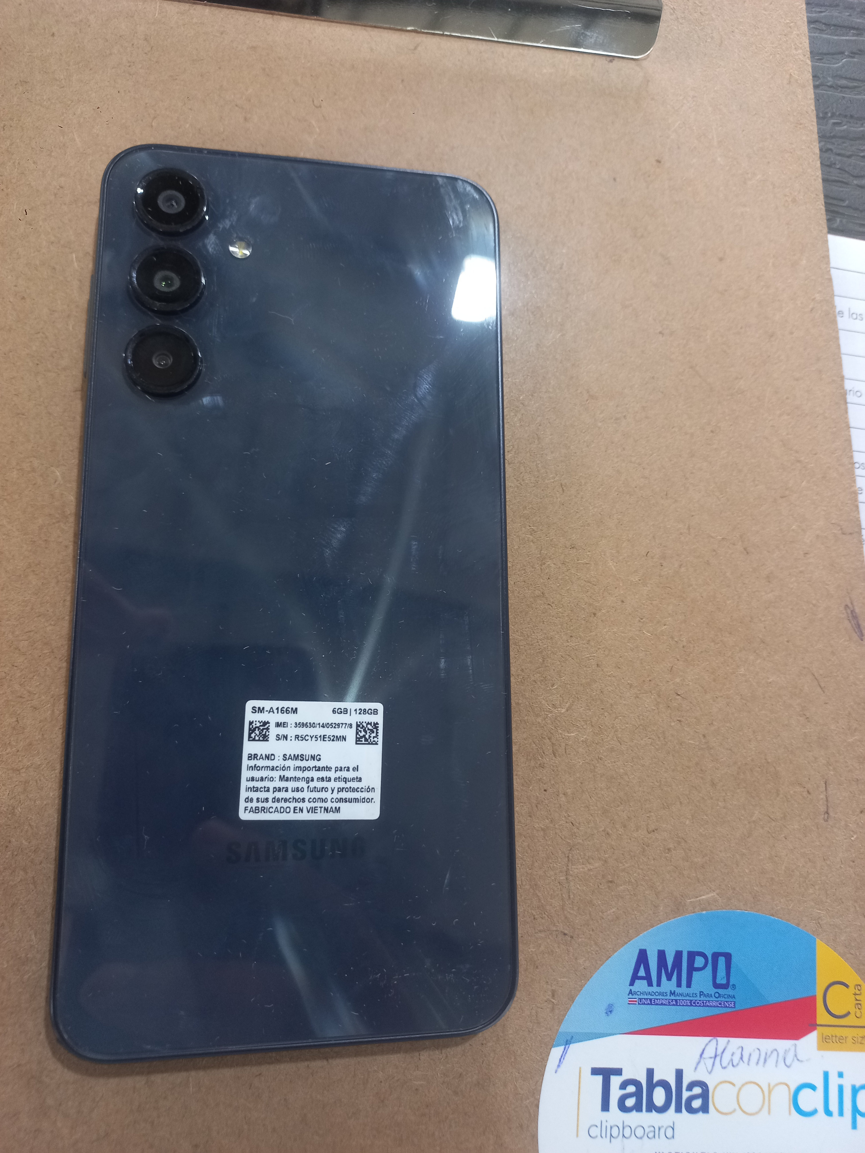 celulares y tabletas - de oportuna vendo Samsung galaxy A 16 5g nuevo solo tiene un pequeño golpe abajo 2