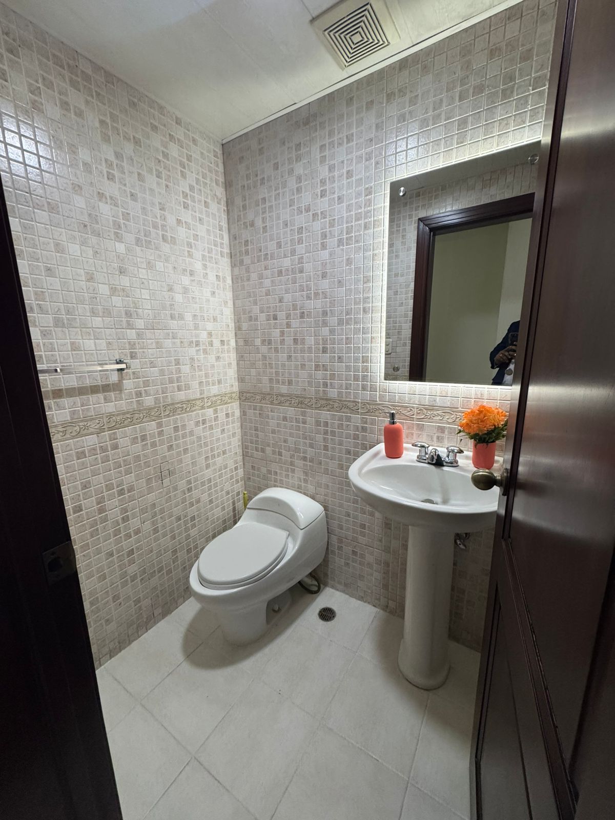 apartamentos - ALQUILO Amueblado Full Piso 5 En Piantini de 3 Habitaciones
CODIGO: PD447 7