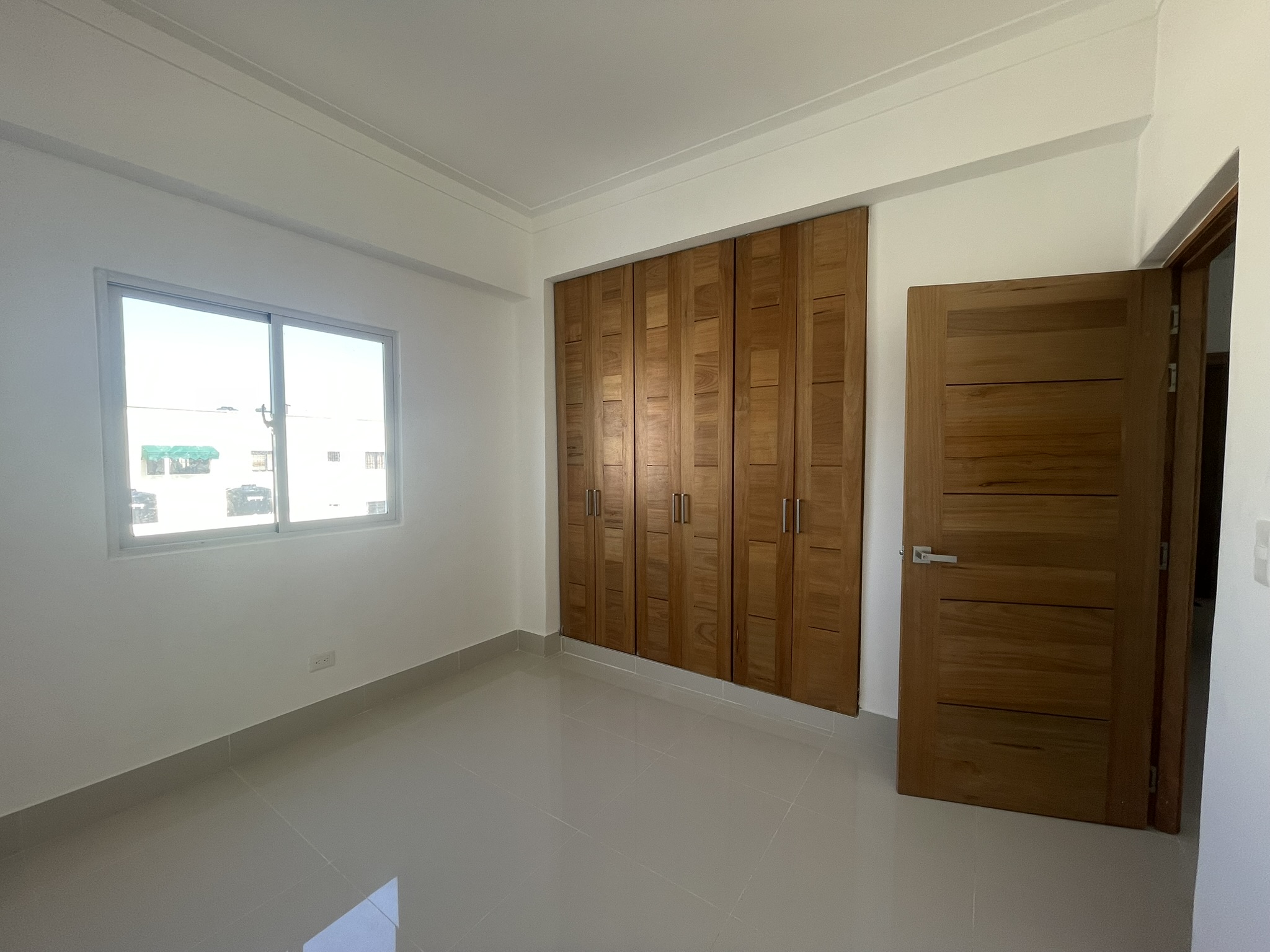 apartamentos - Apartamento en venta 3 habitaciones 2 baños 2 parqueos en Colina de Los Rios 5