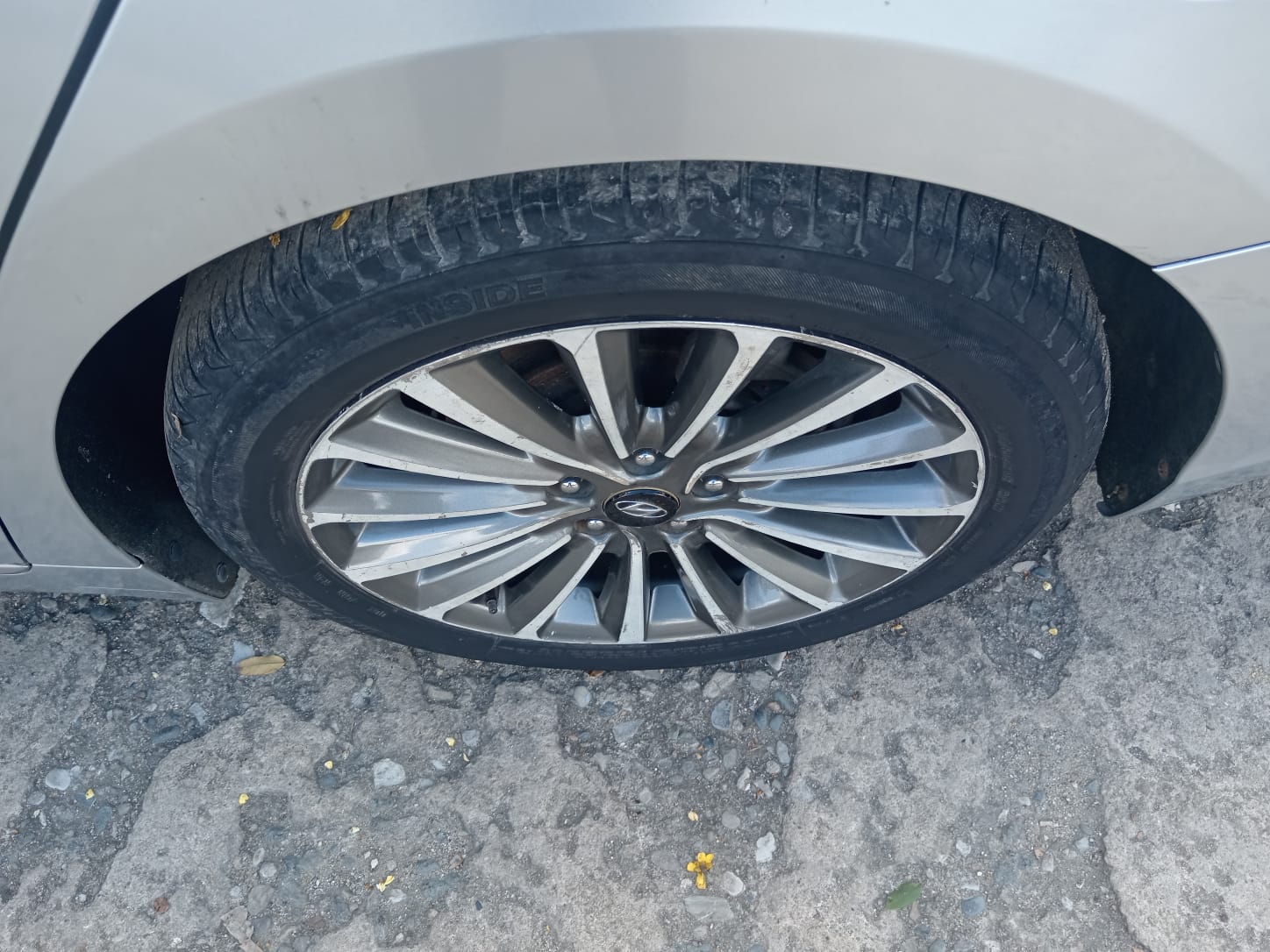 carros - HYUNDAI GRANDEUR 2018 GRIS 8
