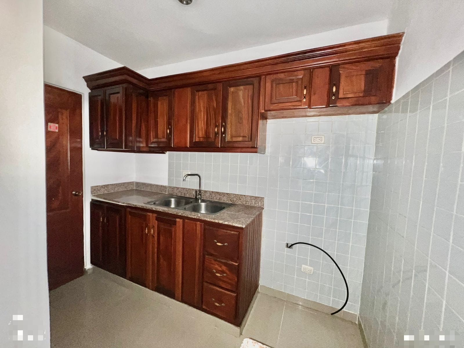 apartamentos - venta de apartamento tercer piso con 97mts en Alma Rosa 1 Santo Domingo este  2