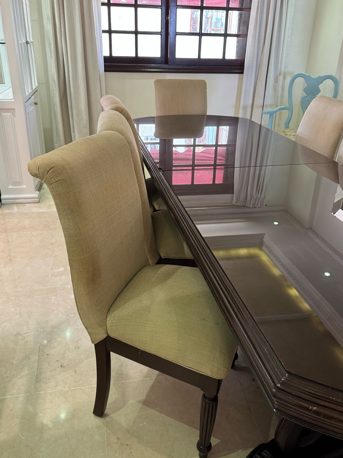 muebles y colchones - COMEDOR DE 8 SILLAS EN CAOBA 1