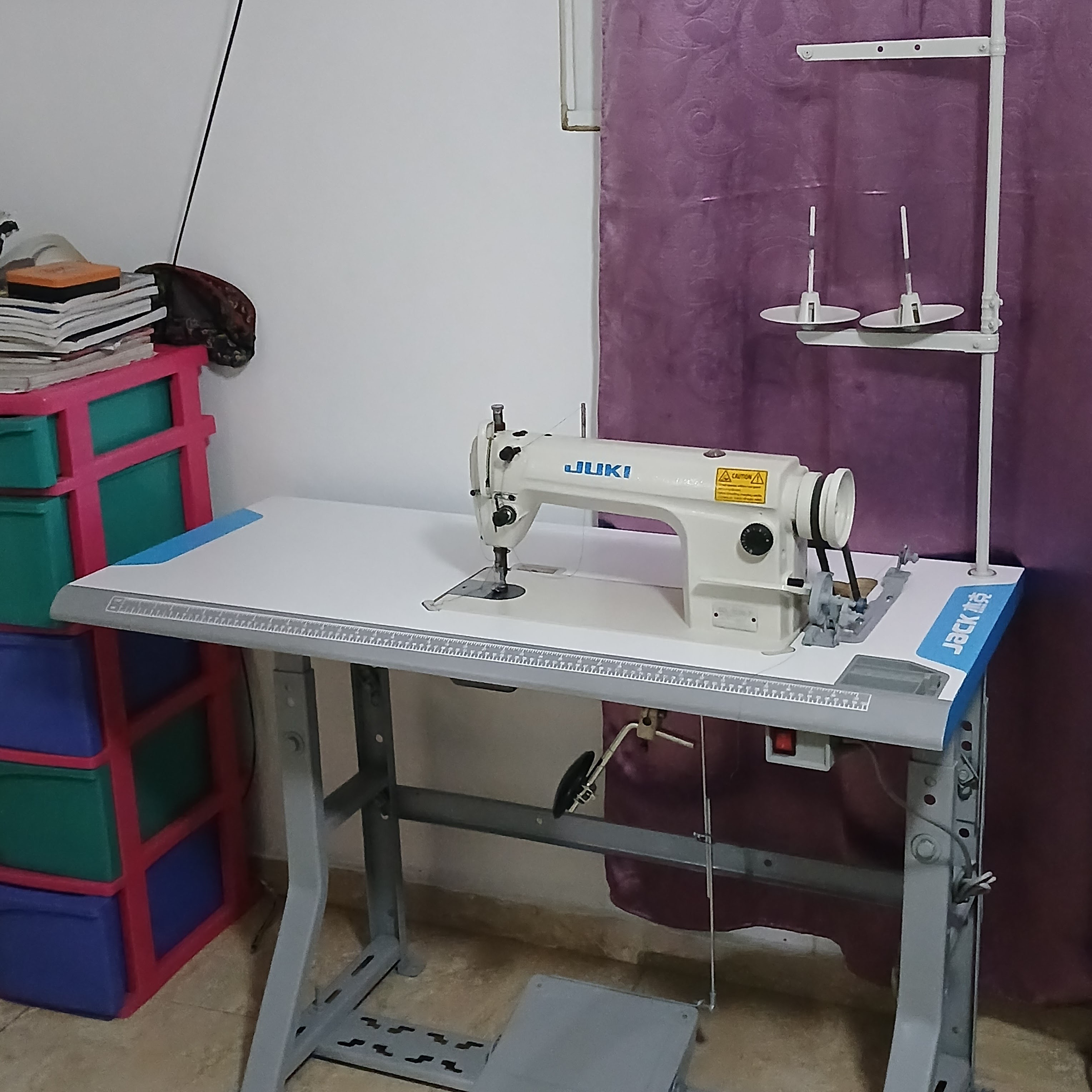 arte y antigüedades - Maquina plana de coser Juki 0