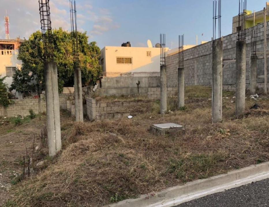 solares y terrenos - Solar Residencial el Laurel, Baní 1