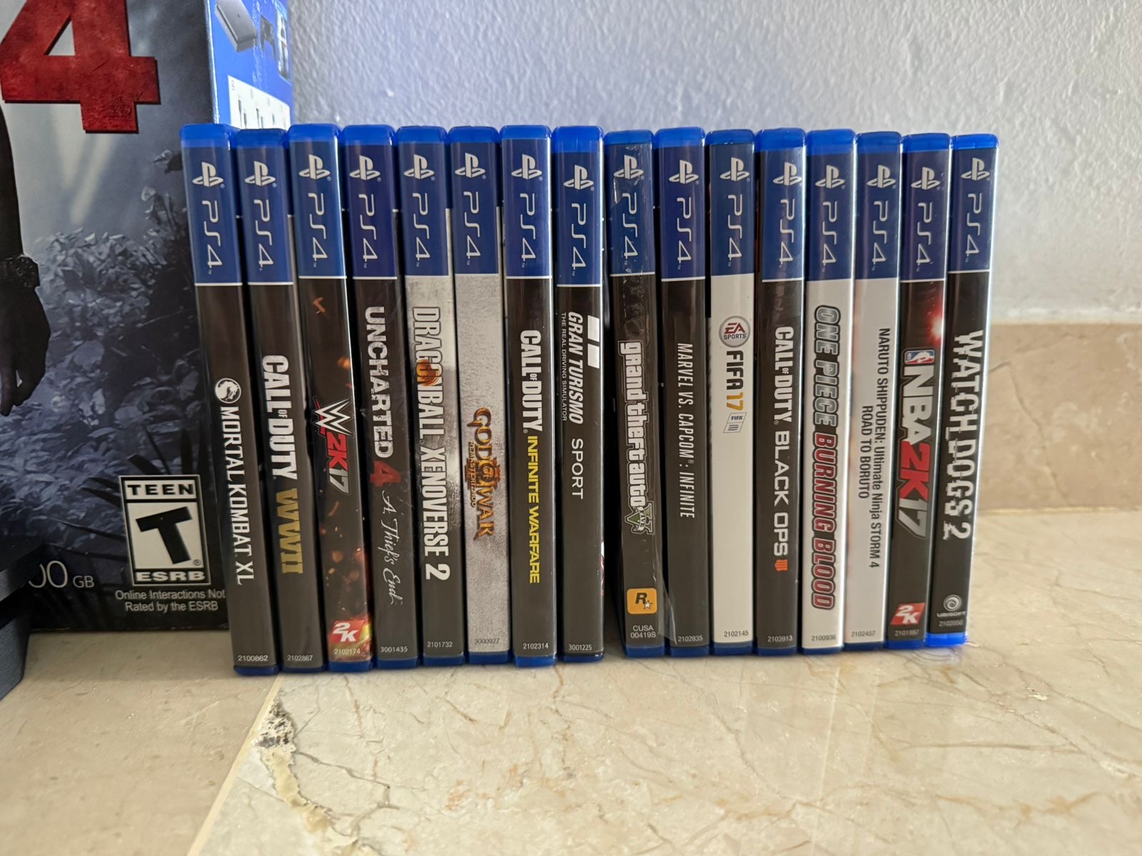 consolas y videojuegos - Playstation 4 slim 500 Gb  3