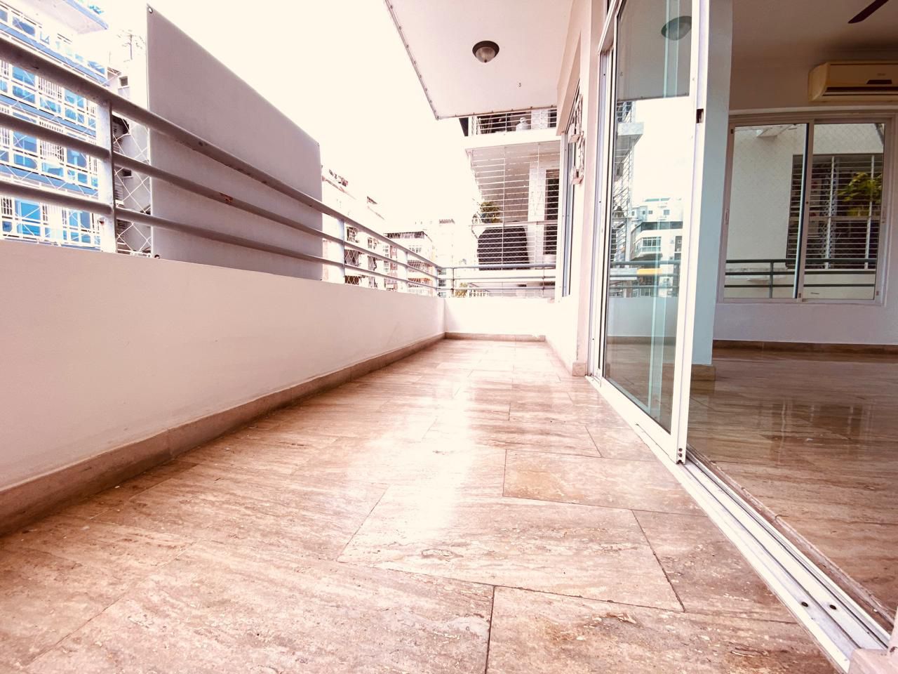 apartamentos - Urb. Real en venta apartamento de 3 habs. 3 baños 6
