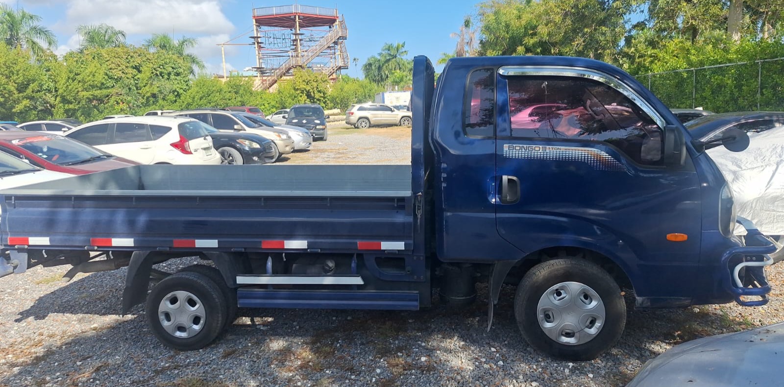 otros vehiculos - CAMION KIA BONGO 3 AÑO  2016  1