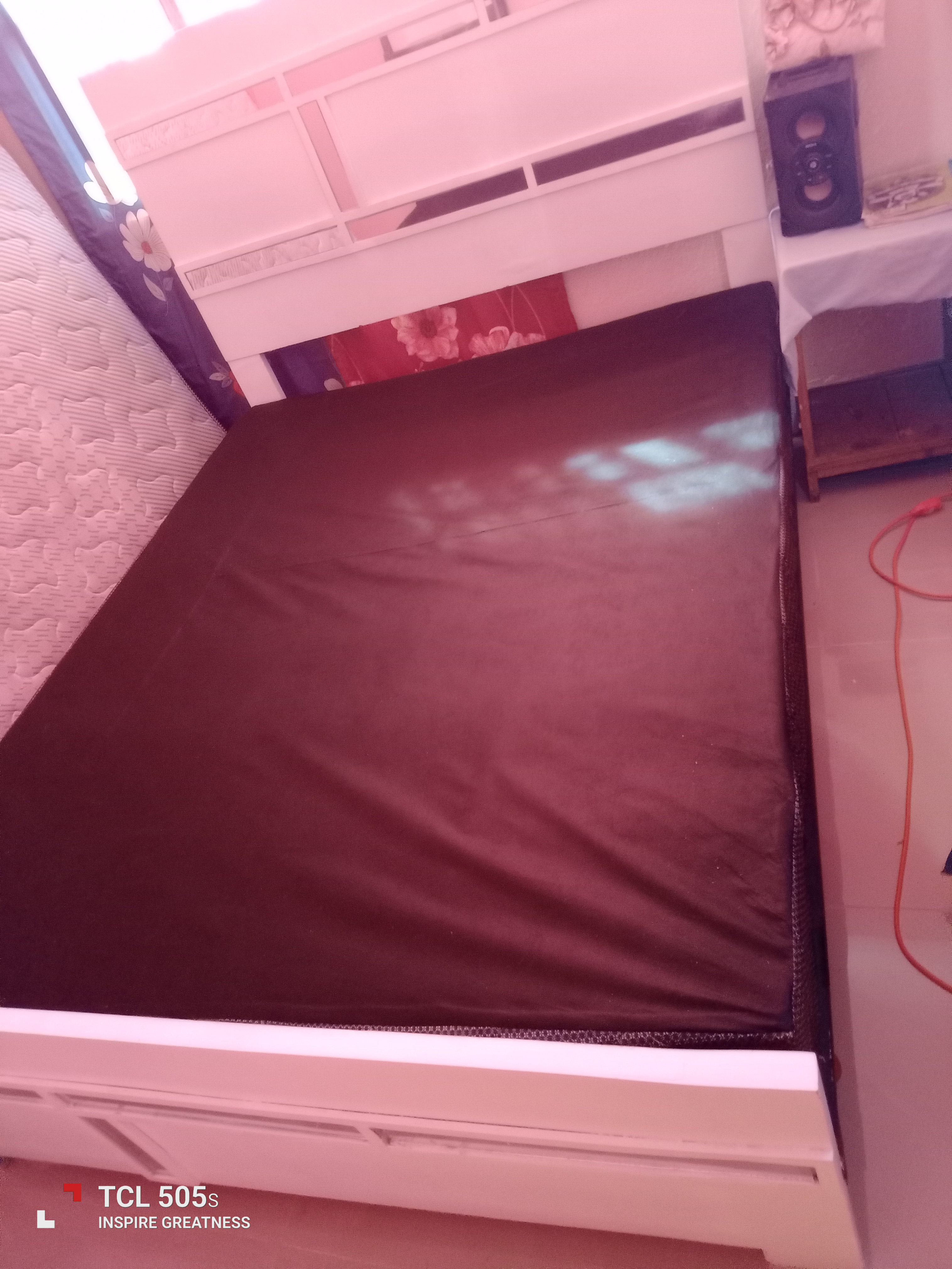 muebles y colchones - vendo base de cama de 60 pulgadas  2