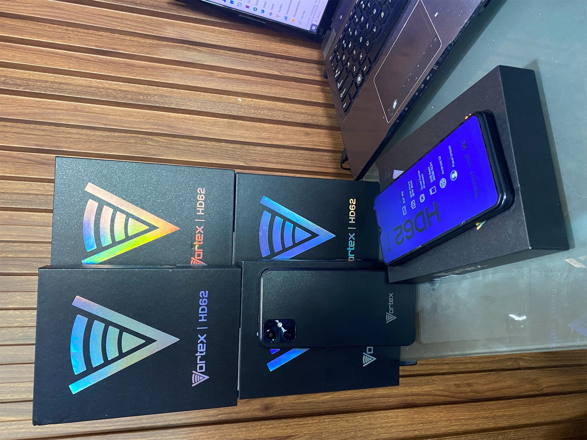 celulares y tabletas - Vortex HD62 32GB dual sim 6