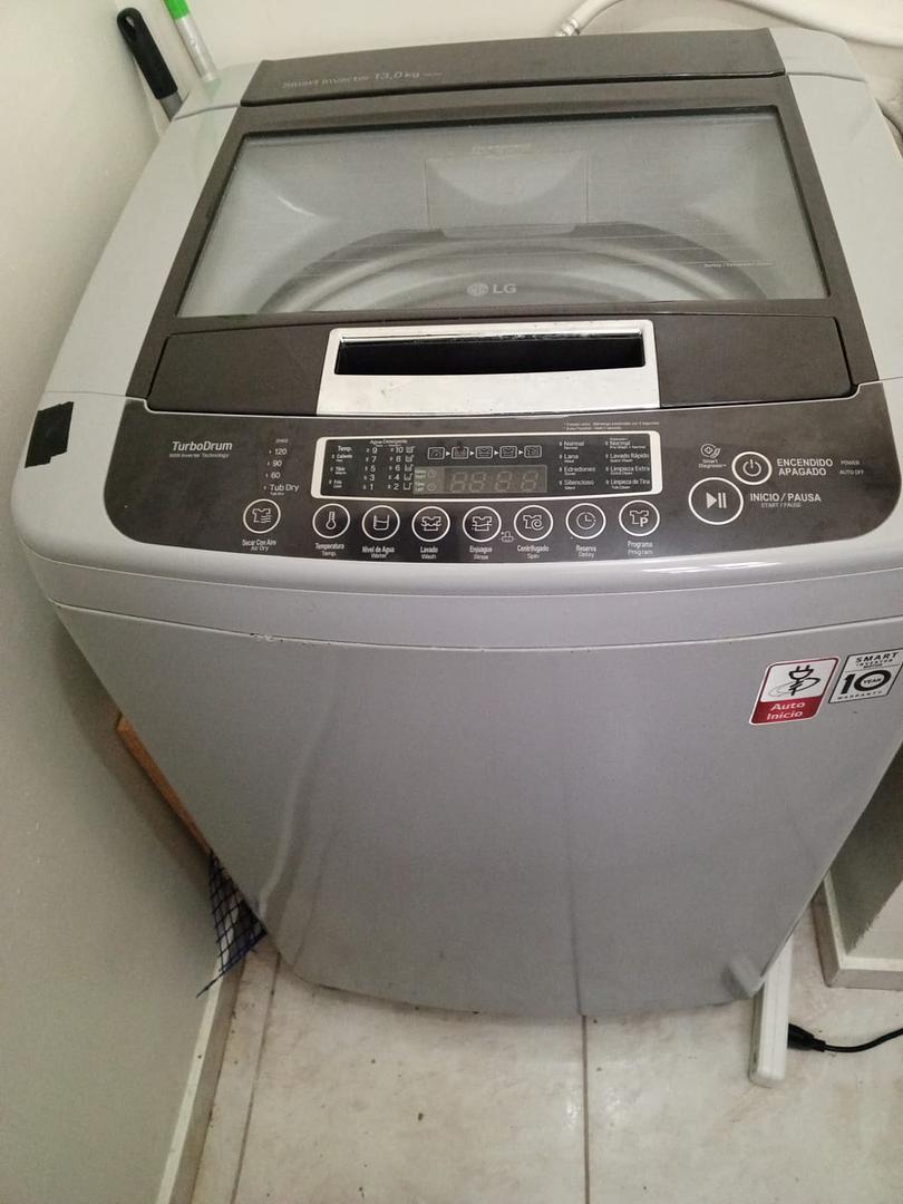 electrodomesticos - Lavadora digital LG de 35 Libras (negociable)