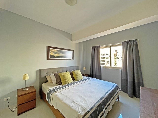 apartamentos -  Apartamento amueblado en alquiler Piantini #24-1811 Santo Domingo, piso alto. 3