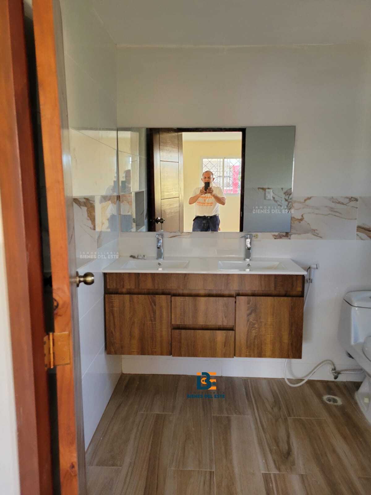 casas - SE Renta Casa Ubicado en El Residencial Naime, SPM 5
