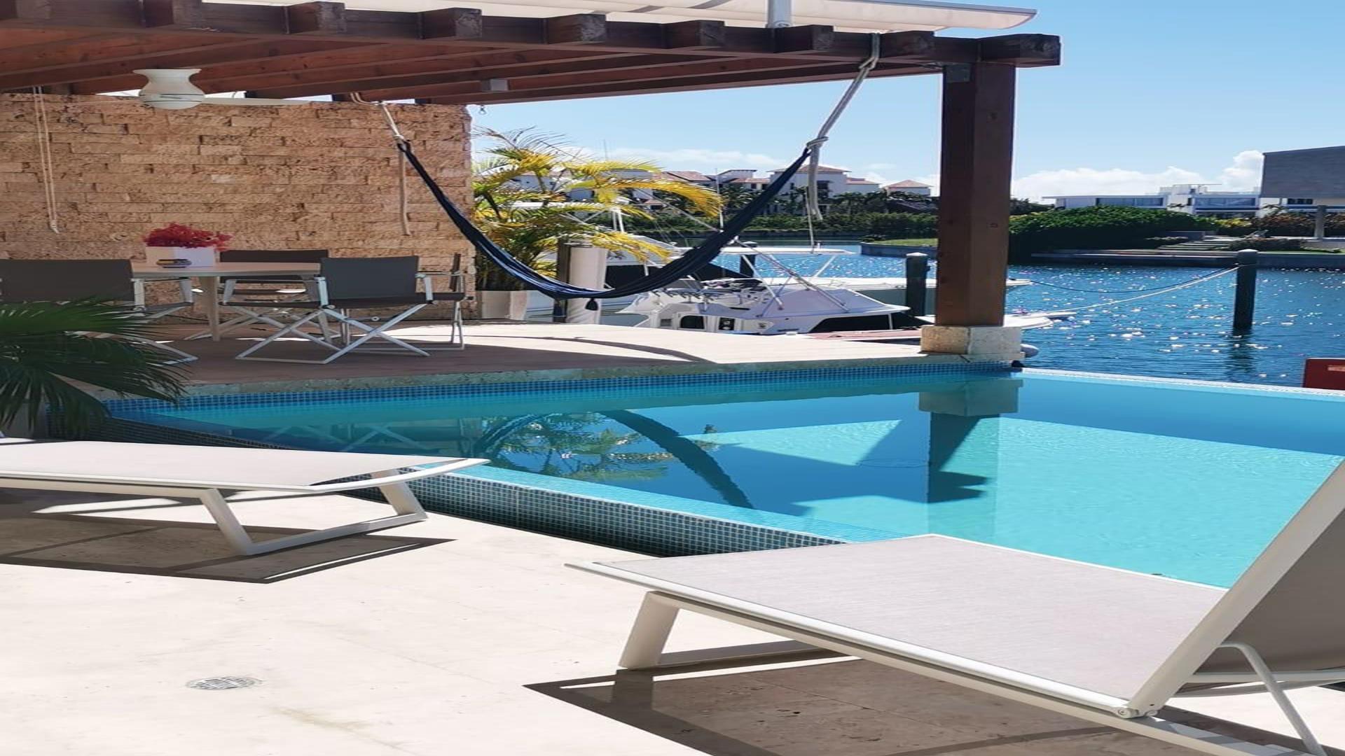 casas vacacionales y villas - Exclusiva Villa en la Marina de Cap Cana 3