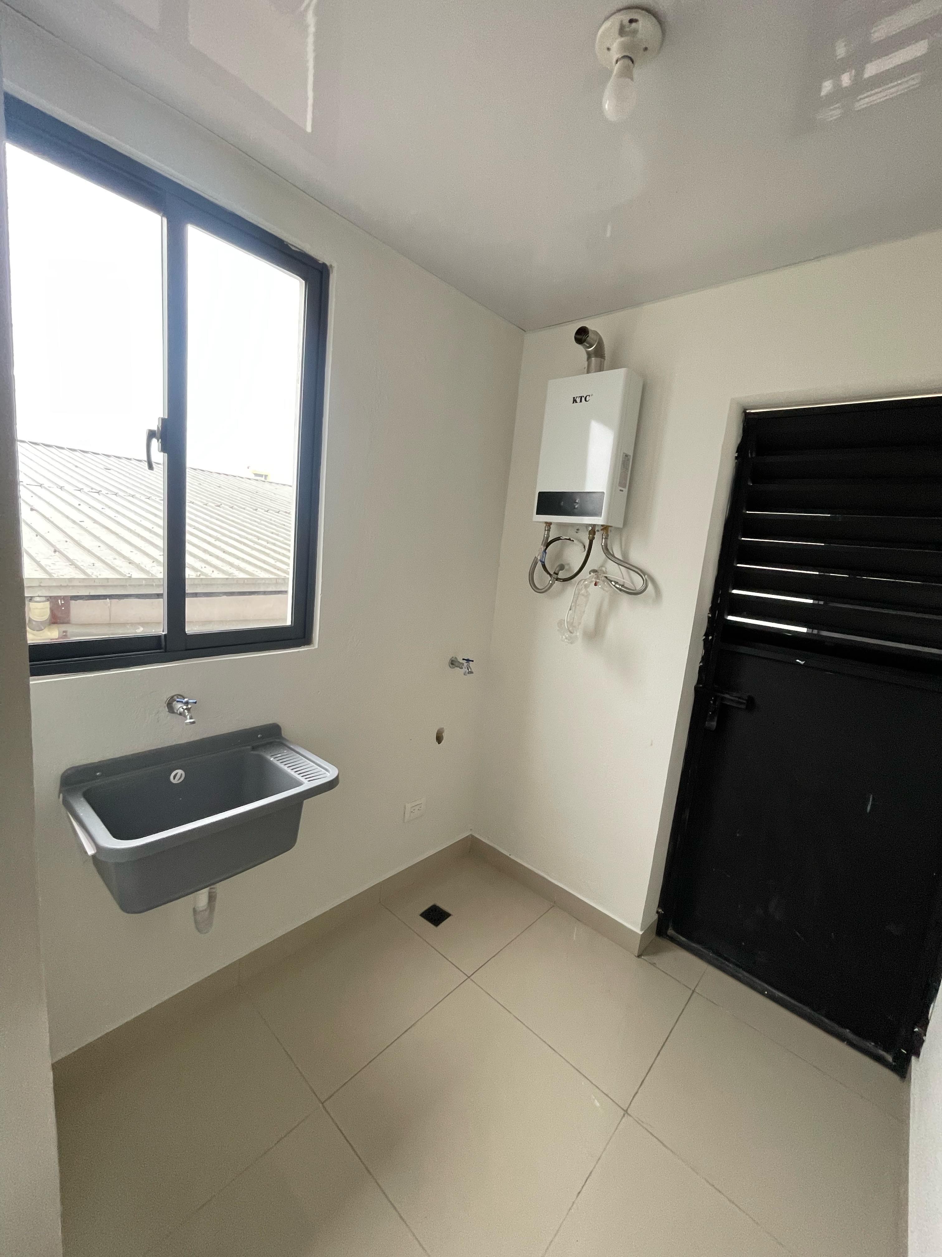apartamentos - Se alquila 2do nivel 📍Av. Hispanoamericana 4