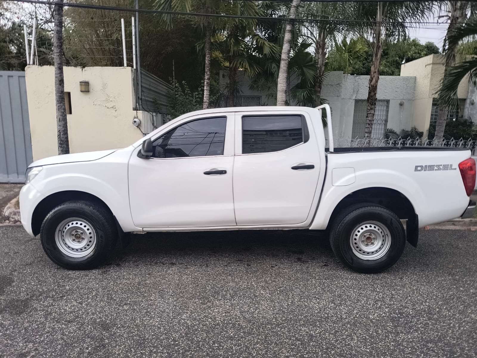 jeepetas y camionetas - Nissan Frontier NP300 2019 Nitida 3