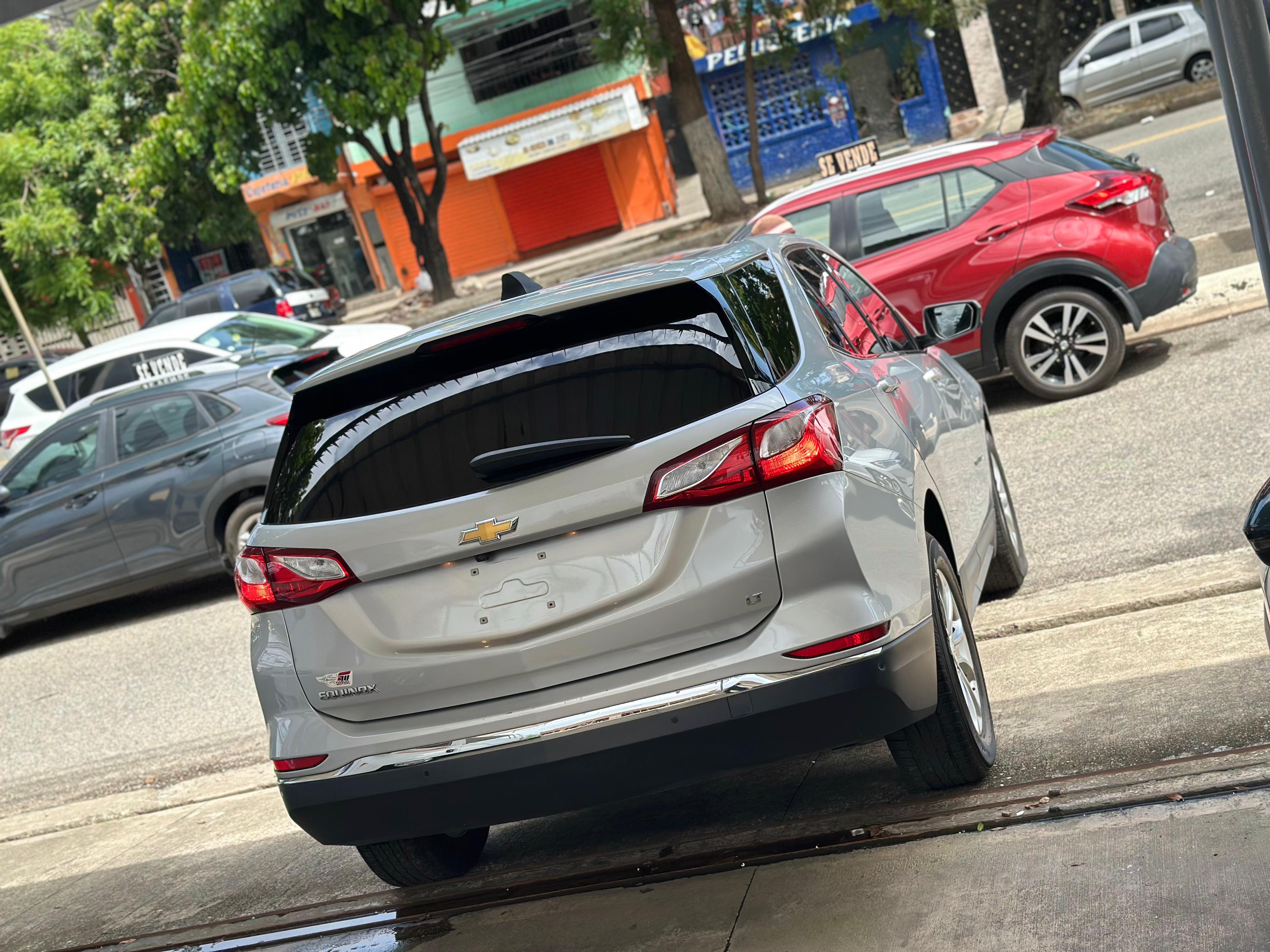 jeepetas y camionetas - 2020 CHEVROLET EQUINOX LT CLEAN CARFAX