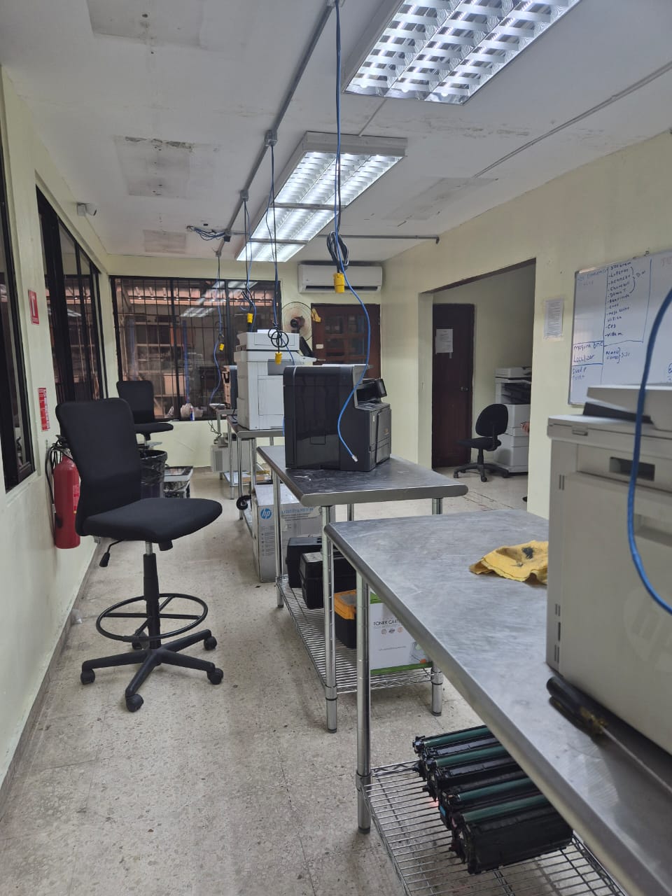 casas - Casa Convertida en Oficina – Romulo Betancourt 7