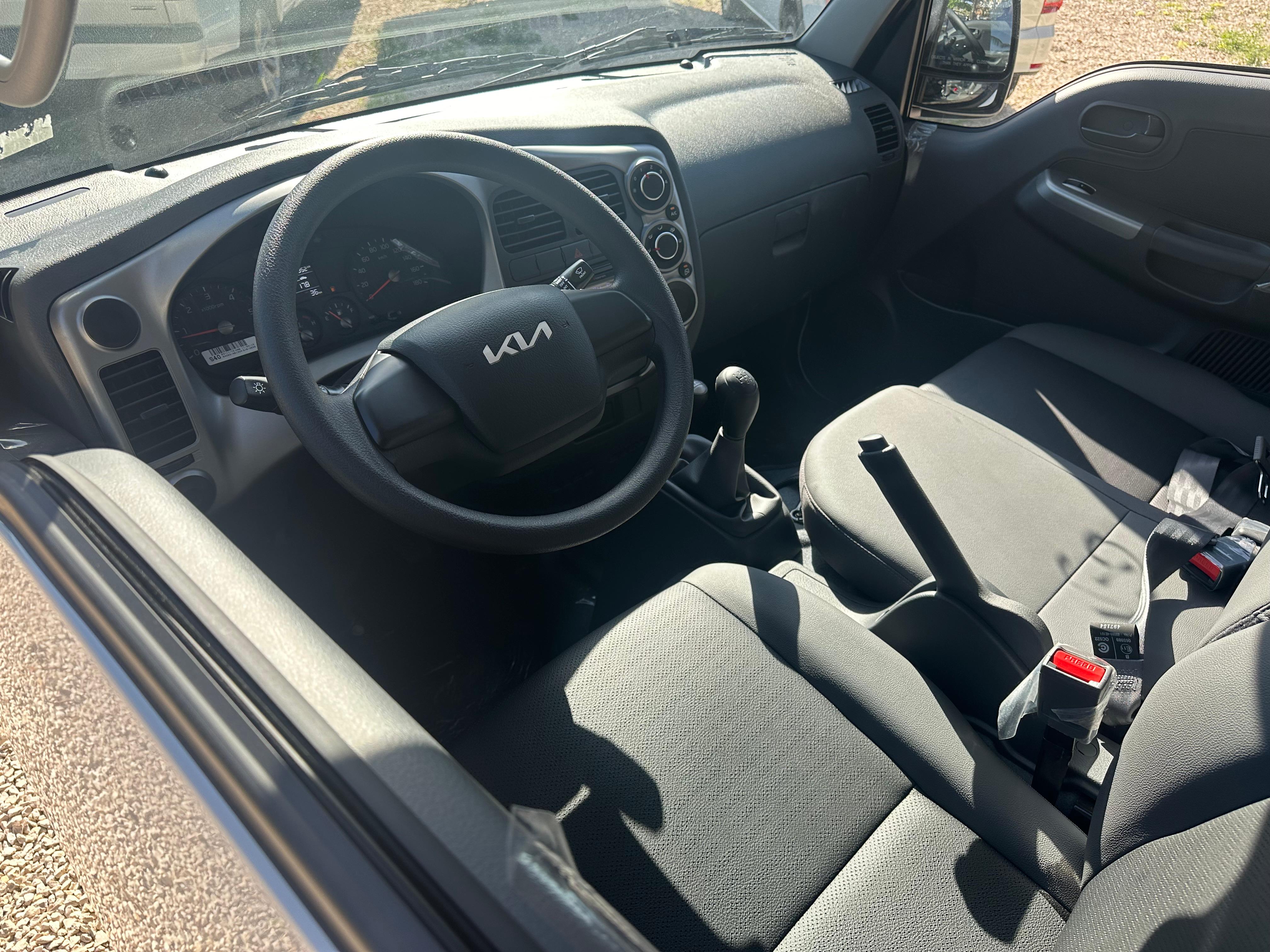 camiones y vehiculos pesados - KIA K2700 2 CABINA 4WD 2026 6