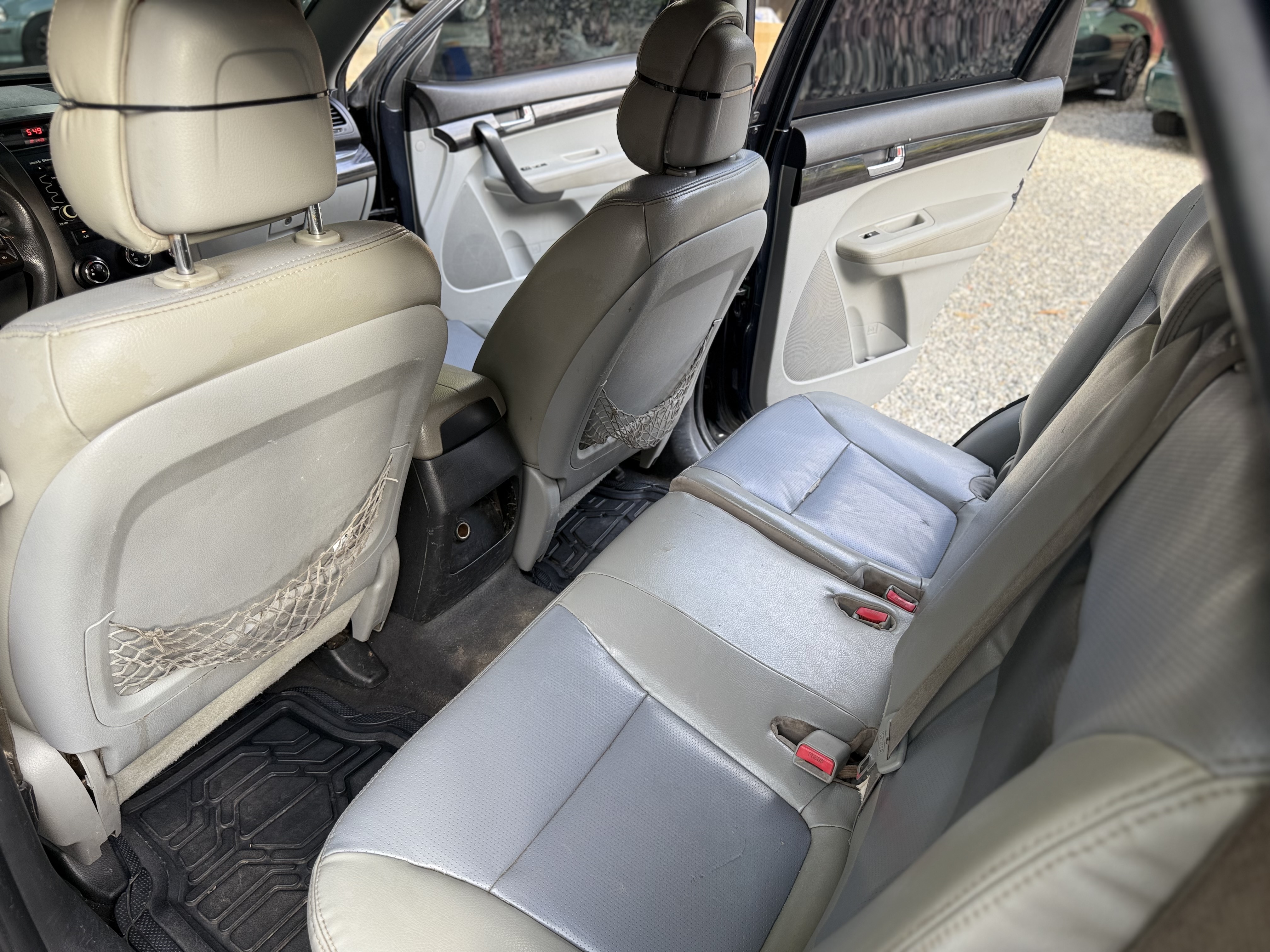 jeepetas y camionetas - Kia sorento 2012 Dohc 3 filas 4 cilindros 4x2  7