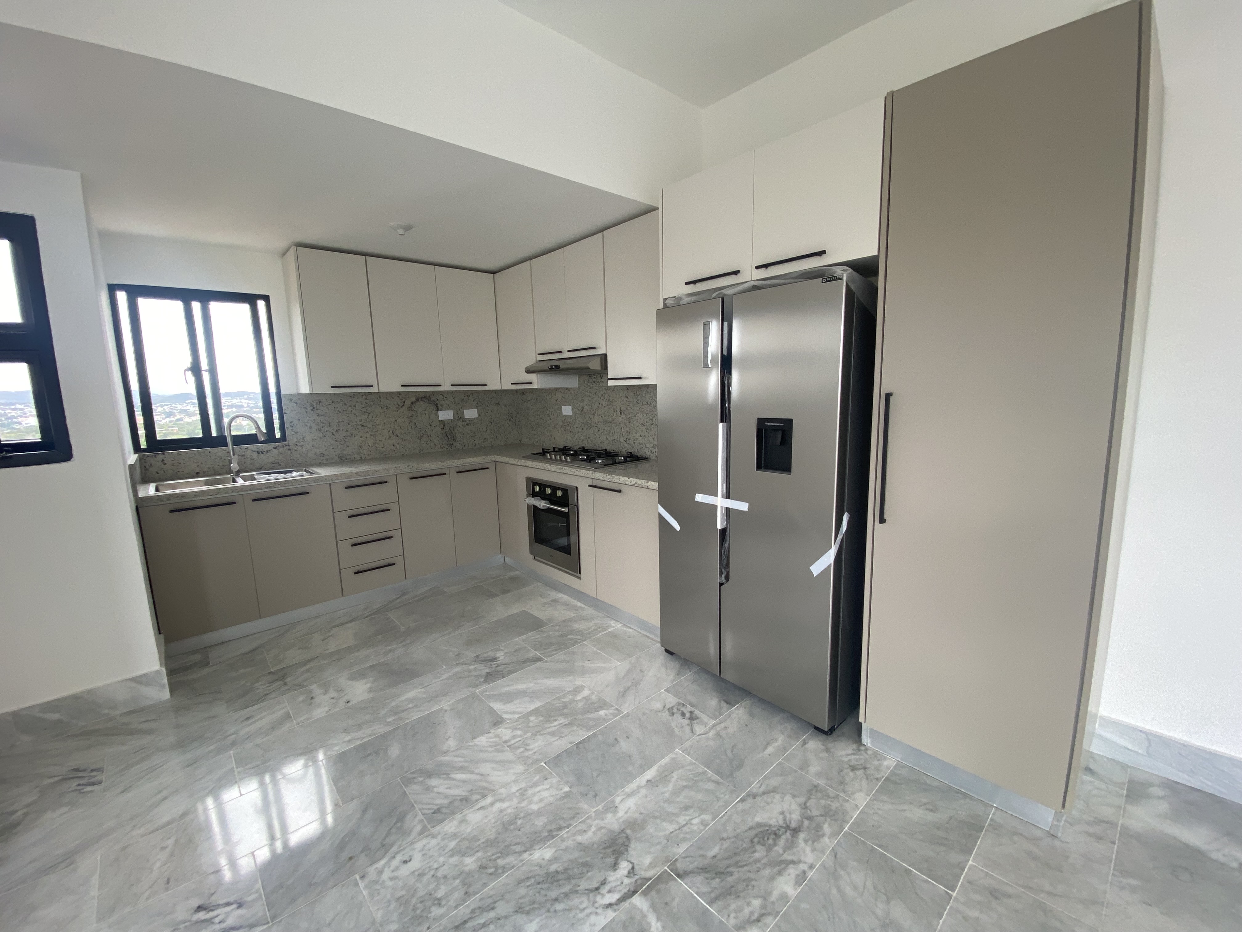 apartamentos - Apartamento a estrenar en piso alto de venta en La Esmeralda 3