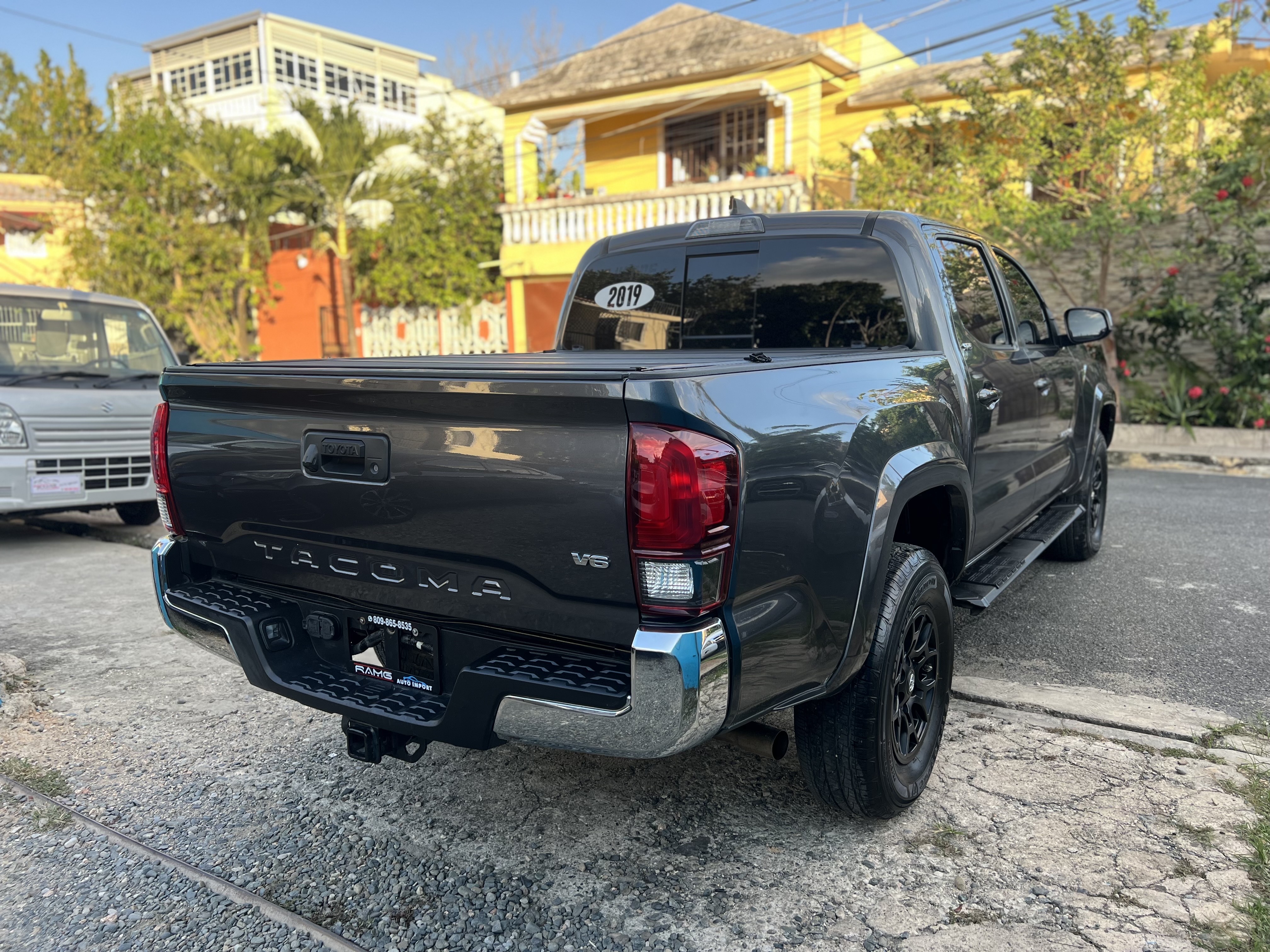 jeepetas y camionetas - TOYOTA TACOMA SR5 año 2019 4