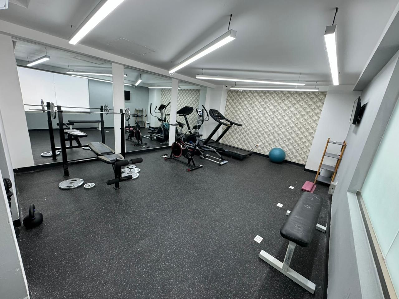 apartamentos - Apartamento en Venta Amueblado
EVARISTO MORALES
USD 190,000.00
 6