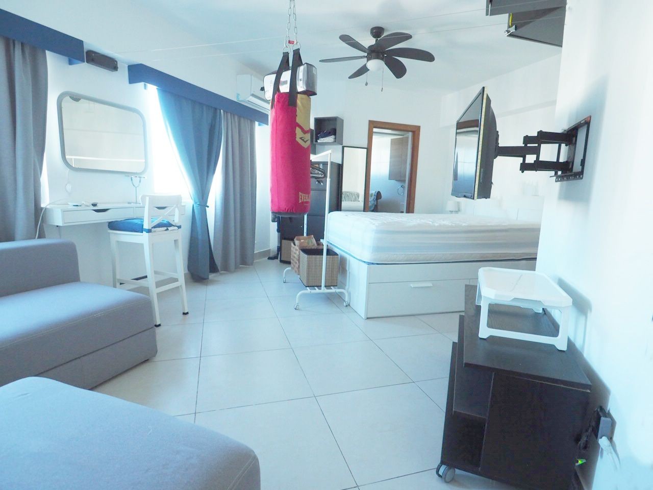 apartamentos - Piantini amueblado 1 habitacion 2 baños 2 parqueos balcon 3
