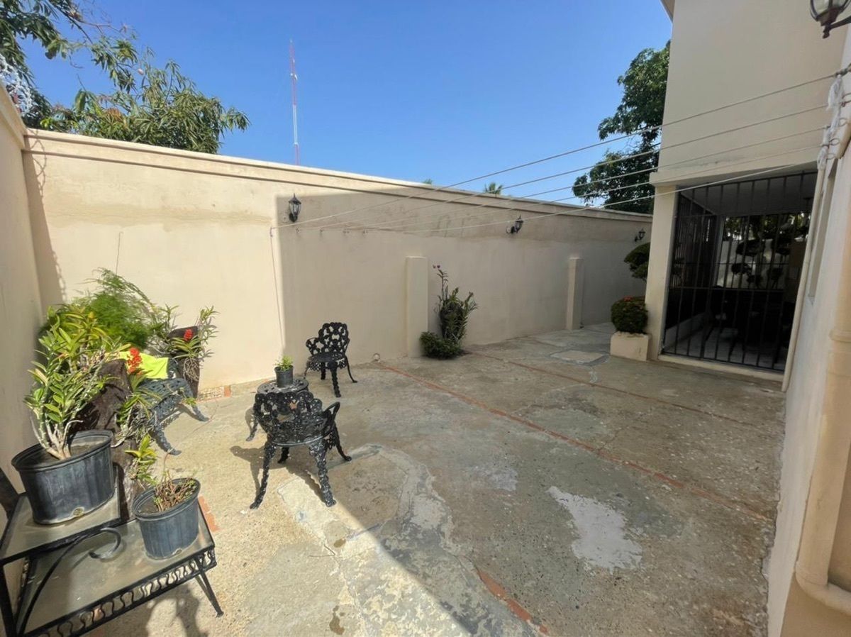 casas - Casa En Alquiler en la Castellana 0