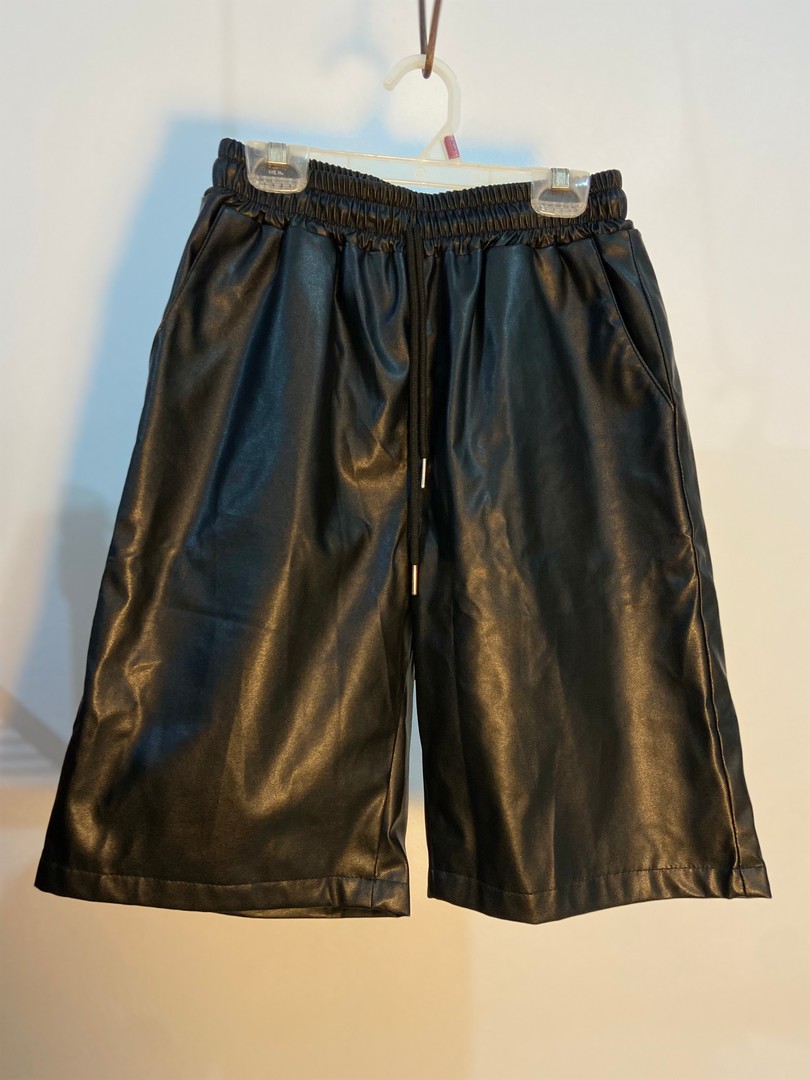 ropa para hombre - Bermuda Deportiva Gym, Size Medium. 0